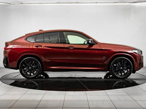Piemont Red 2023 BMW X4 M40i