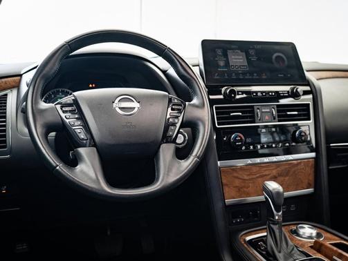 2022 Nissan Armada SL
