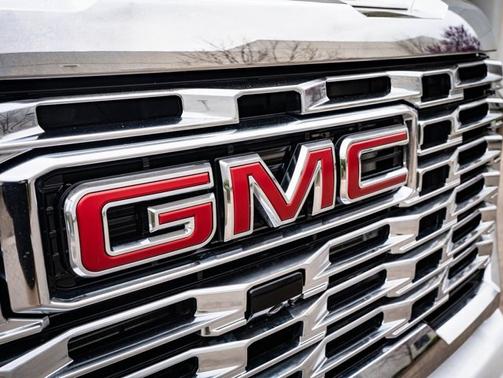 2024 GMC Sierra 3500 Denali