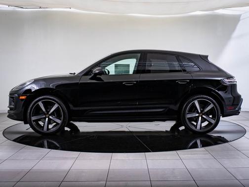 2024 Porsche Macan
