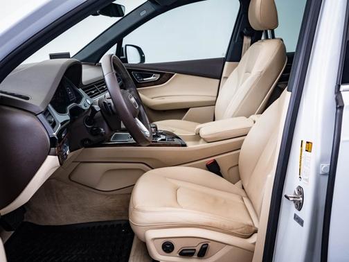 2017 Audi Q7 3.0T Premium Plus