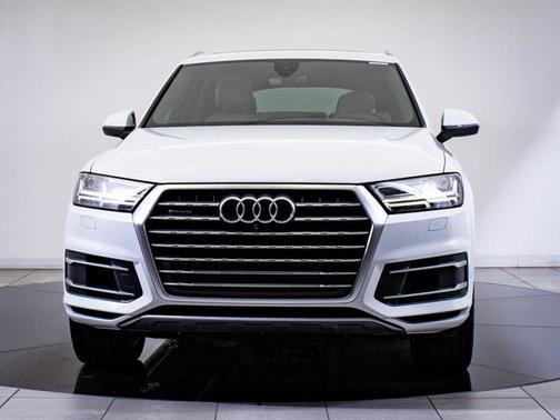 2017 Audi Q7 3.0T Premium Plus