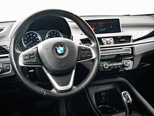 2022 BMW X2 sDrive28i