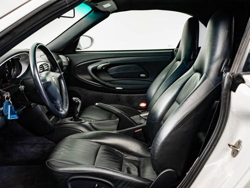 2005 Porsche 911 Carrera