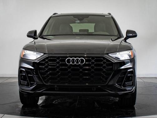 2025 Audi Q5 S line Premium