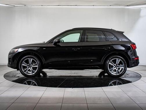 2025 Audi Q5 S line Premium