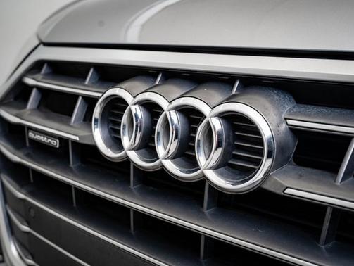 2018 Audi Q5 2.0T Premium Plus