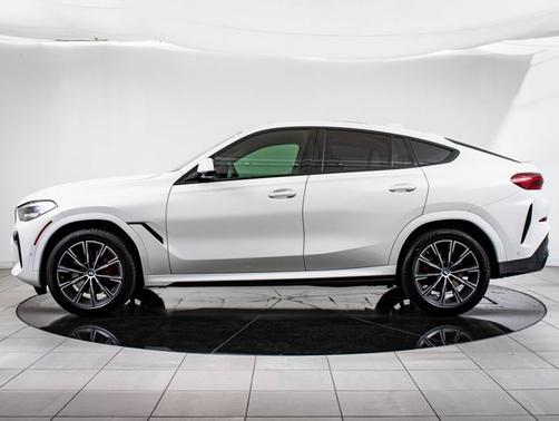 2022 BMW X6 xDrive40i
