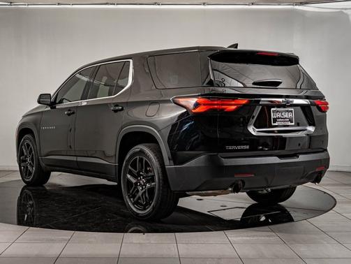 2022 Chevrolet Traverse LS