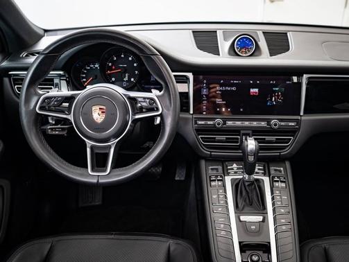 2021 Porsche Macan 