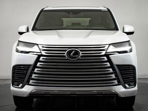 2024 Lexus LX 600 Premium