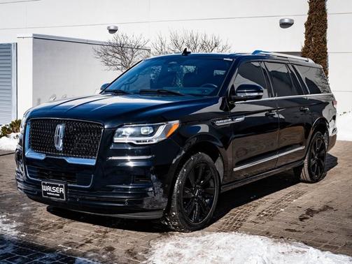 2023 Lincoln Navigator L Reserve