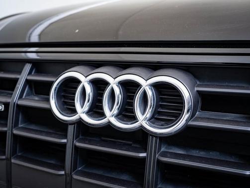 2025 Audi Q5 Premium