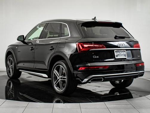 2024 Audi Q5 e S line Premium