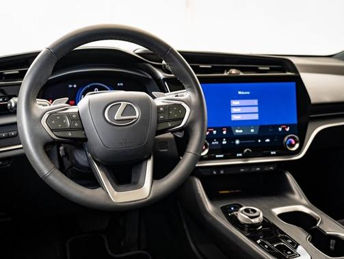 2023 Lexus RZ 450e Luxury