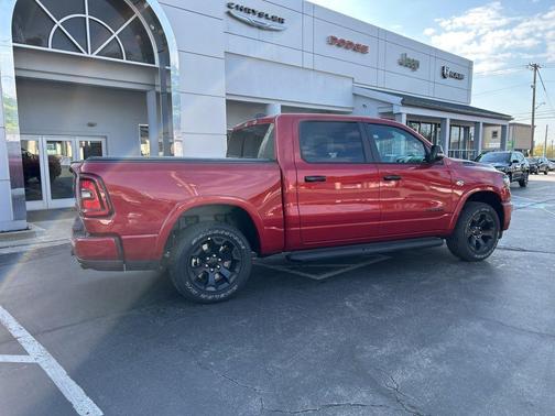 Molten Red Pearlcoat 2026 RAM 1500 Big Horn/Lone Star