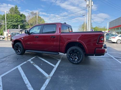 Molten Red Pearlcoat 2026 RAM 1500 Big Horn/Lone Star
