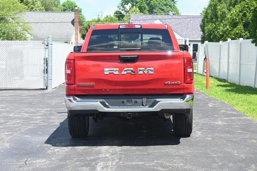 2025 RAM 1500 Big Horn/Lone Star