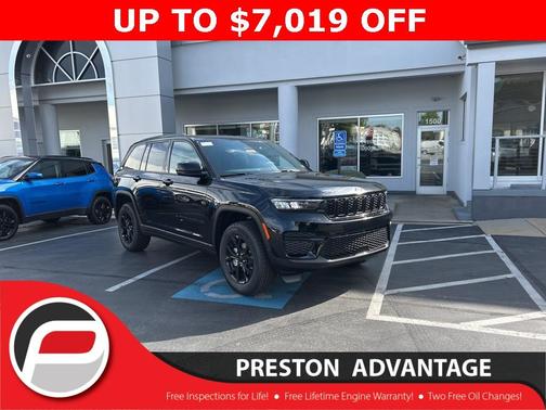 2025 Jeep Grand Cherokee Laredo