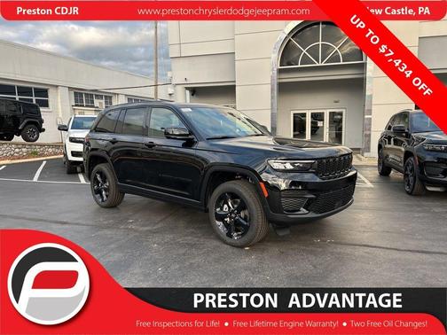 2025 Jeep Grand Cherokee Laredo