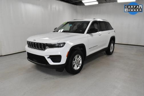 2022 Jeep Grand Cherokee Laredo