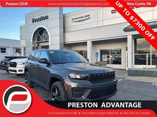 2025 Jeep Grand Cherokee Laredo