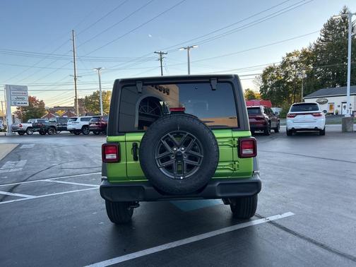 2026 Jeep Wrangler Sport