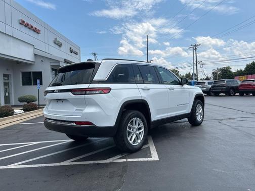 2025 Jeep Grand Cherokee Laredo X