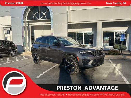 2025 Jeep Grand Cherokee Laredo