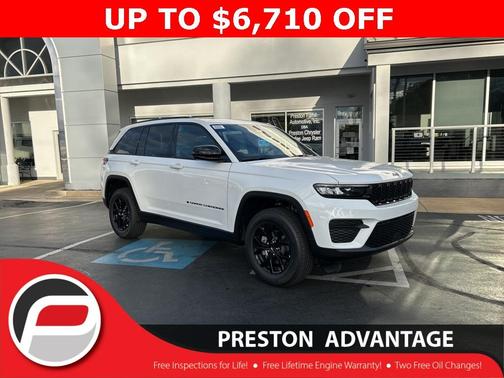 2025 Jeep Grand Cherokee Laredo