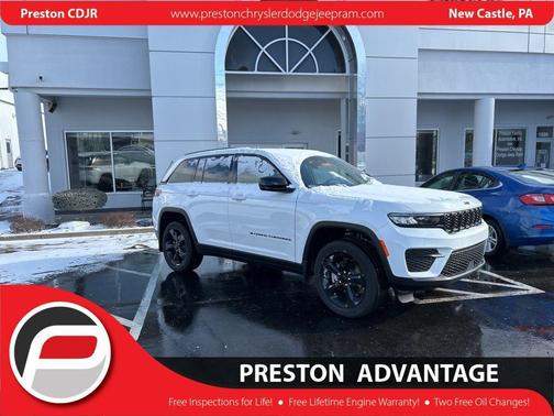 2025 Jeep Grand Cherokee Laredo