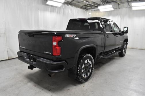 2021 Chevrolet Silverado 2500 Custom
