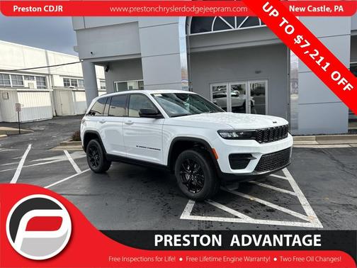 2025 Jeep Grand Cherokee Laredo