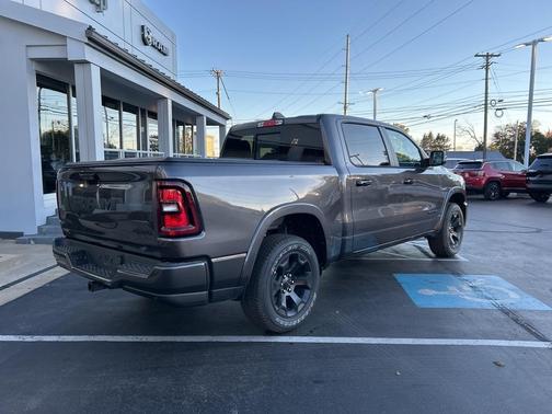 2025 RAM 1500 Big Horn/Lone Star