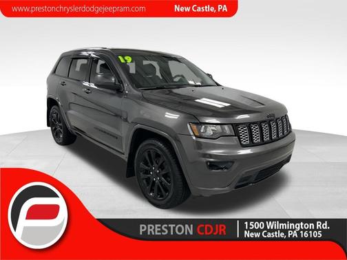 Granite Crystal Clearcoat Metallic 2019 Jeep Grand Cherokee Altitude