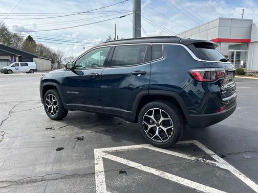 Fathom Blue Pearlcoat 2026 Jeep Compass Limited