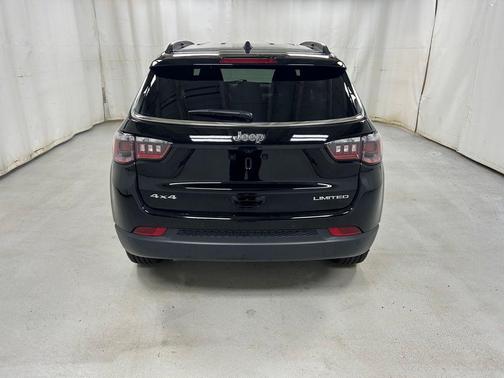 Diamond Black 2025 Jeep Compass Limited