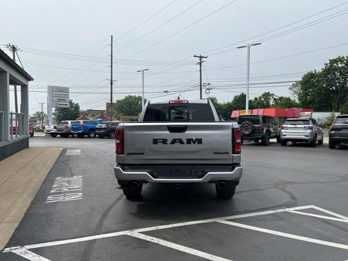 2025 RAM 1500 Big Horn/Lone Star