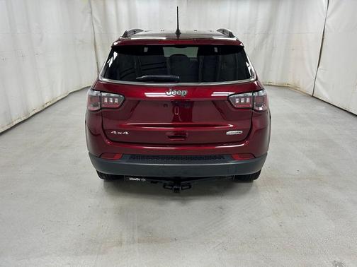 Velvet Red Pearlcoat 2022 Jeep Compass Latitude Lux