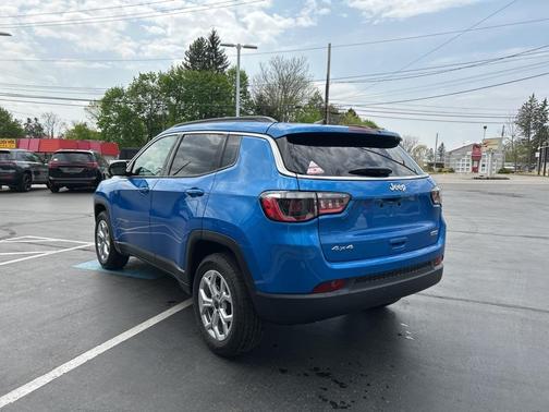 2025 Jeep Compass Latitude