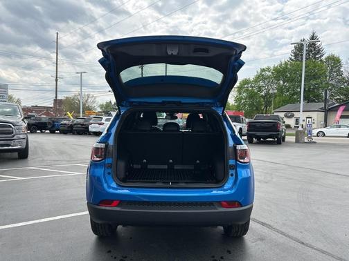 2025 Jeep Compass Latitude