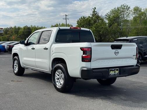 2025 Nissan Frontier S