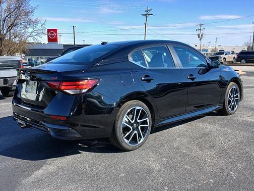 2025 Nissan Sentra SR