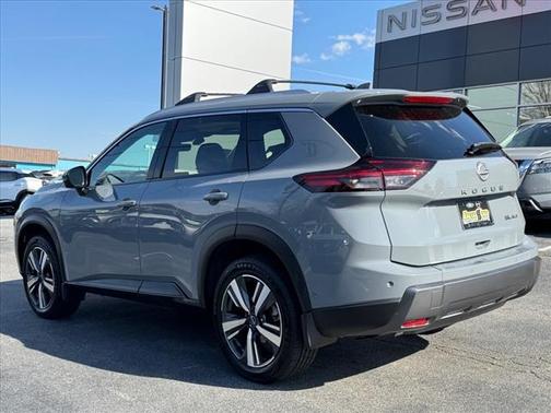 2024 Nissan Rogue SL