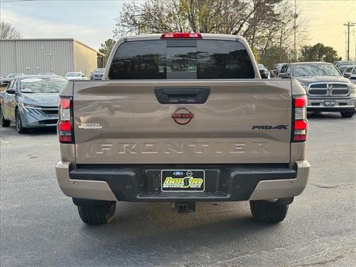 2023 Nissan Frontier PRO-4X