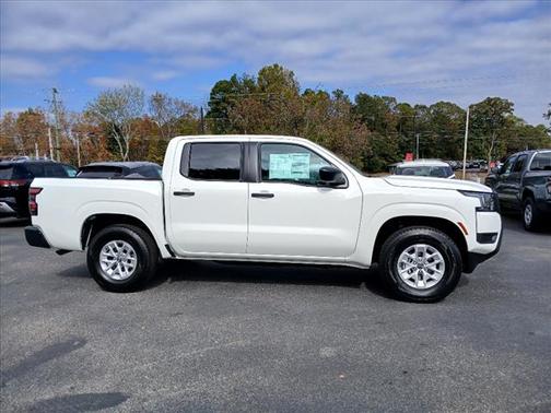 2025 Nissan Frontier S