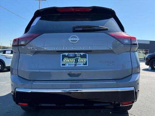 2025 Nissan Rogue Platinum