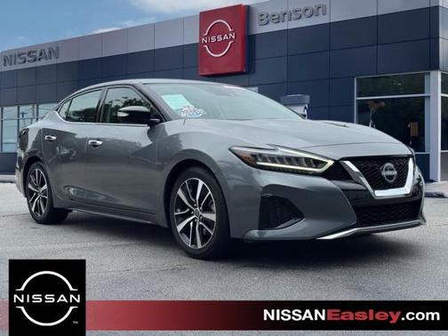2023 Nissan Maxima SV