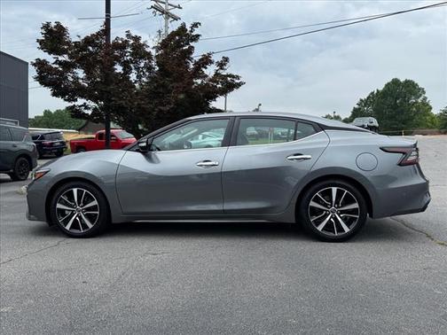 2023 Nissan Maxima SV