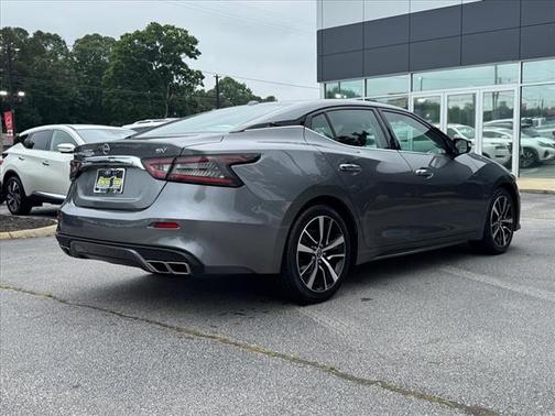 2023 Nissan Maxima SV
